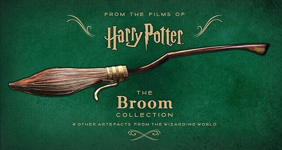 Εικόνα από HARRY POTTER – THE BROOM COLLECTION AND OTHER PROPS FROM THE WIZARDING WORLD WARNER BROS. HC