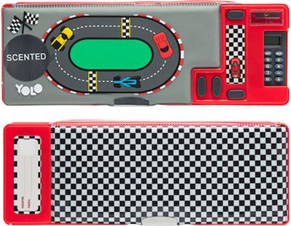 Εικόνα της ΚΑΣΕΤΙΝΑ RETRO PLUS ΑΡΩΜΑΤΙΚΗ YOLO RACE CARS 11303